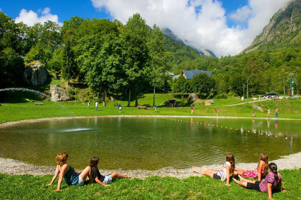 Goelia Les Chalets De Belledonne Saint-Colomban-des-Villards 外观 照片