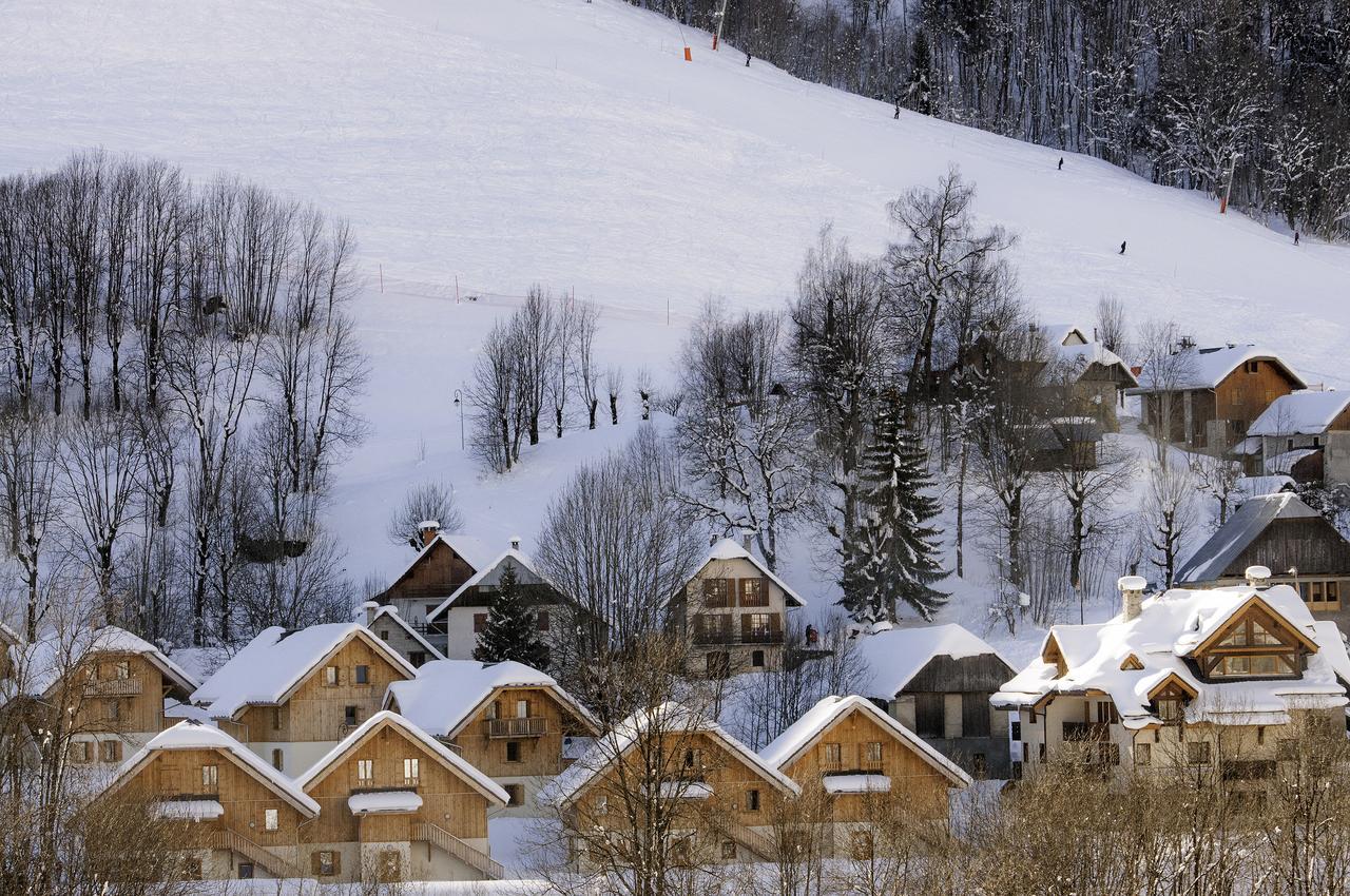 Goelia Les Chalets De Belledonne Saint-Colomban-des-Villards 外观 照片